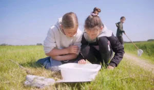Leerlingen van Elan Onderwijsgroep in de natuur