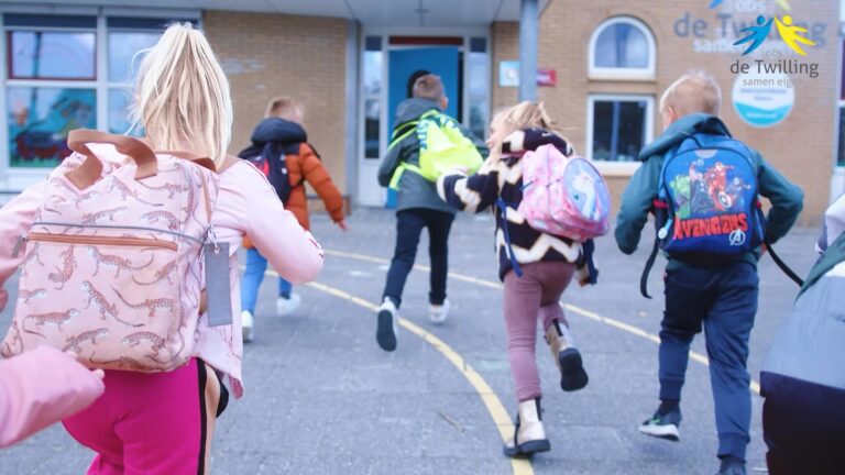 Videostill wervingsfilm OBS de Twilling uit Stiens